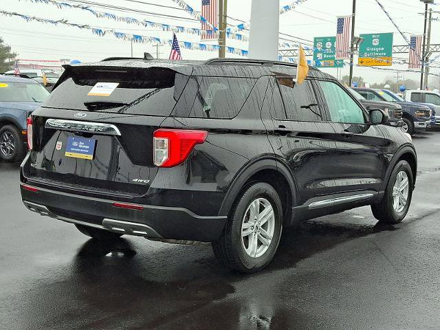 Certified 2023 Ford Explorer XLT w/ Equipment Group 202A image 4
