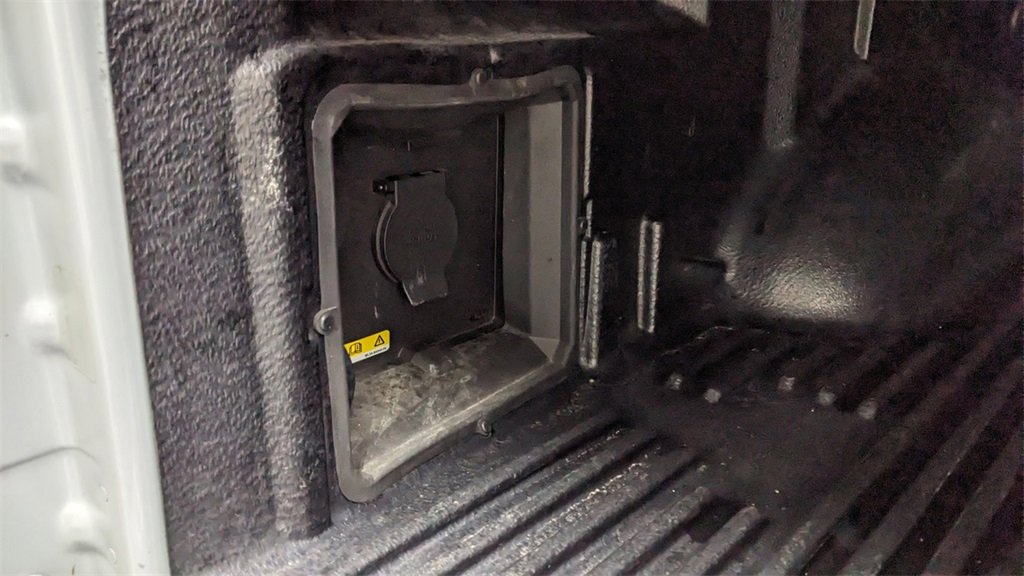 Certified 2022 Ford F150 XLT w/ Equipment Group 302A High image 7