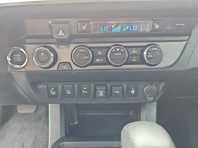 Used 2023 Toyota Tacoma TRD Sport w/ TRD Premium Sport Package AWD/4WD image 27