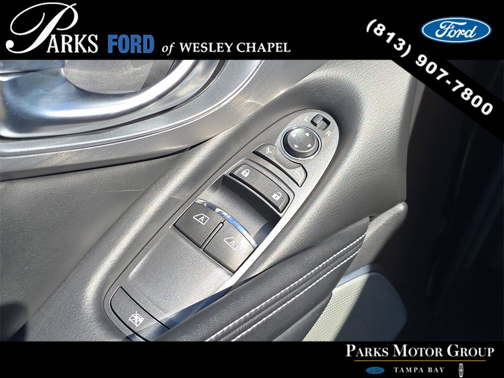 Used 2022 INFINITI Q60 3.0t Luxe w/ Essential Package image 13