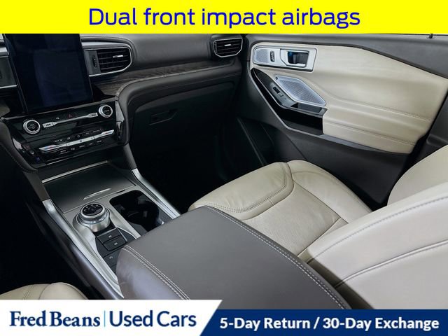 Certified 2024 Ford Explorer Platinum w/ Technology Package AWD/4WD image 32