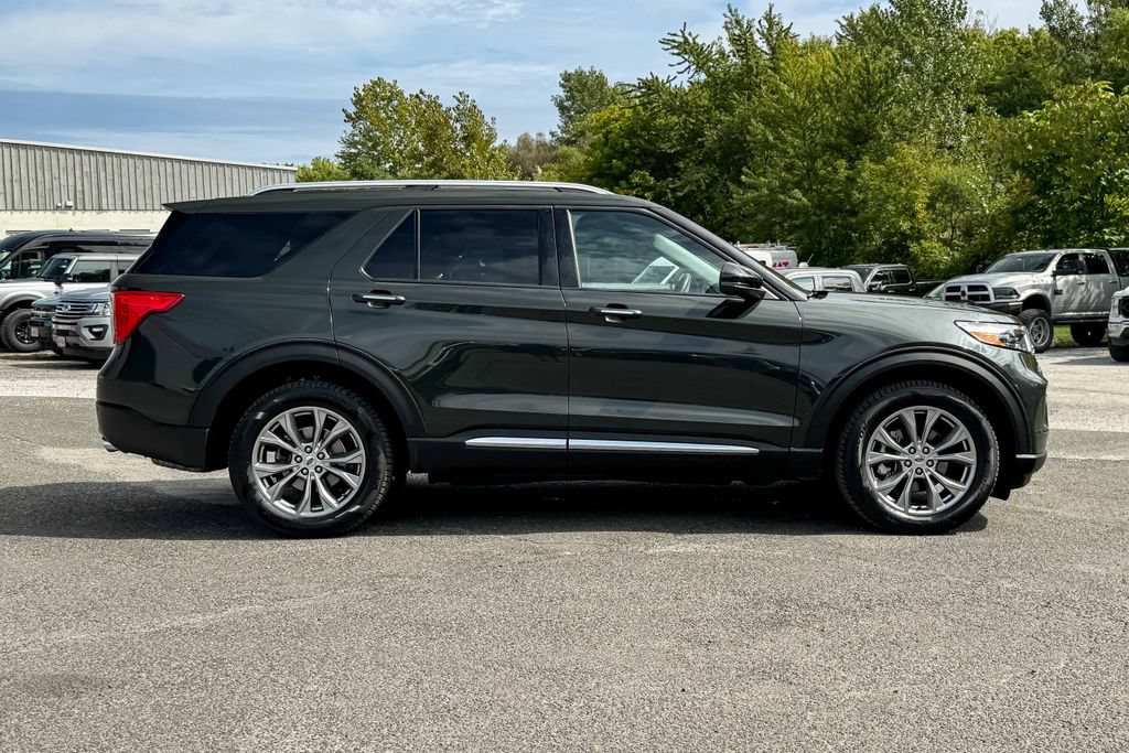 Certified 2023 Ford Explorer Limited w/ Equipment Group 301A AWD/4WD image 2
