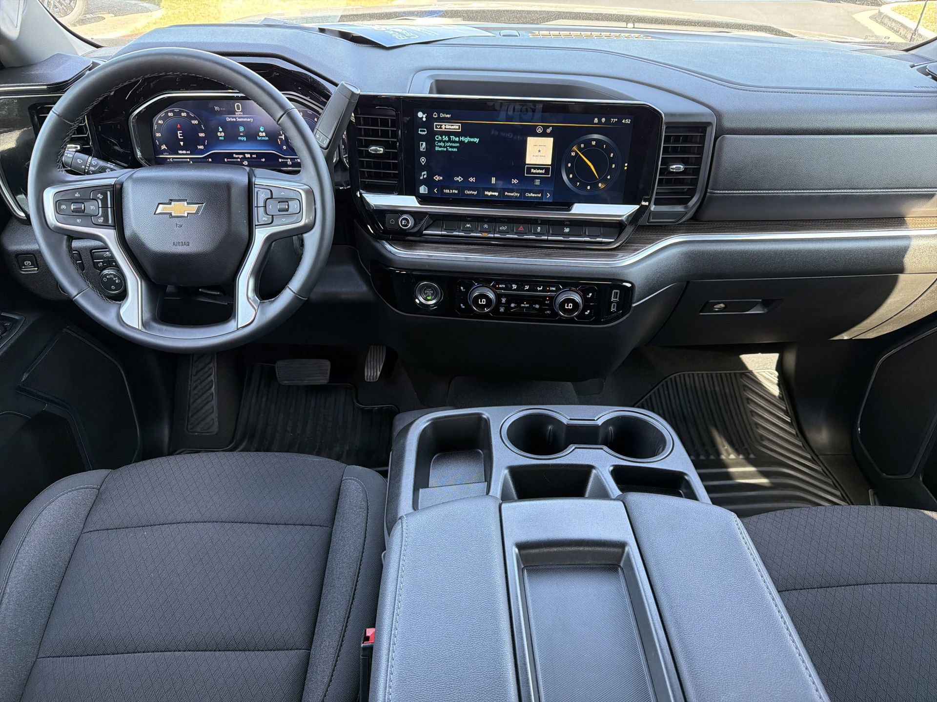 Used 2024 Chevrolet Silverado 1500 LT image 9