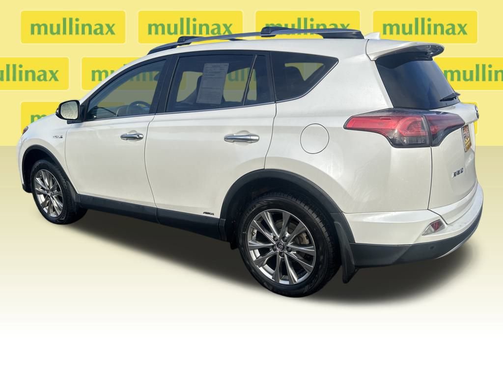 Used 2018 Toyota RAV4 Limited image 11