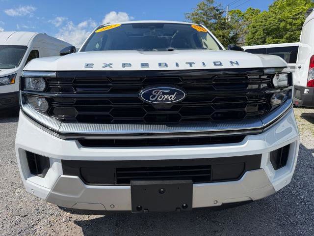 Certified 2025 Ford Expedition Max Platinum AWD/4WD image 5