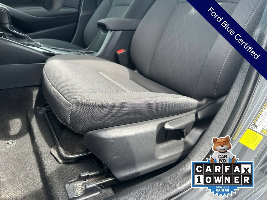 Used 2024 Toyota Corolla LE FWD image 21