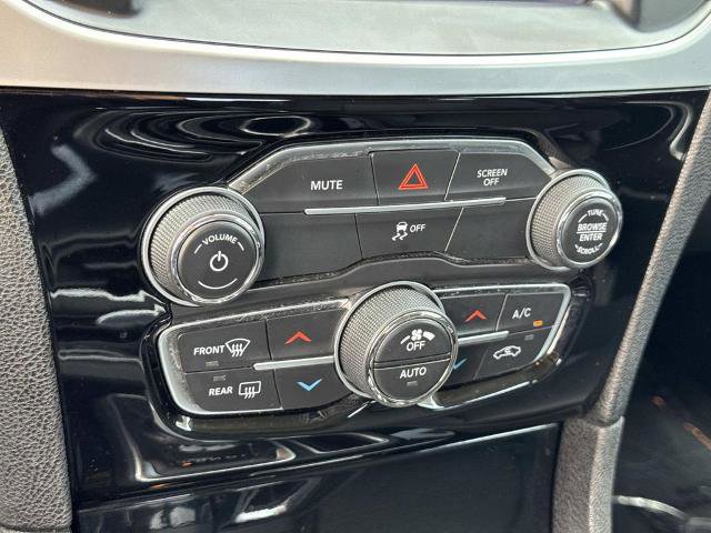 Used 2023 Chrysler 300 Touring image 15