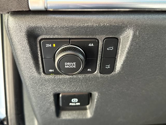 Certified 2025 Ford Expedition Platinum AWD/4WD image 30