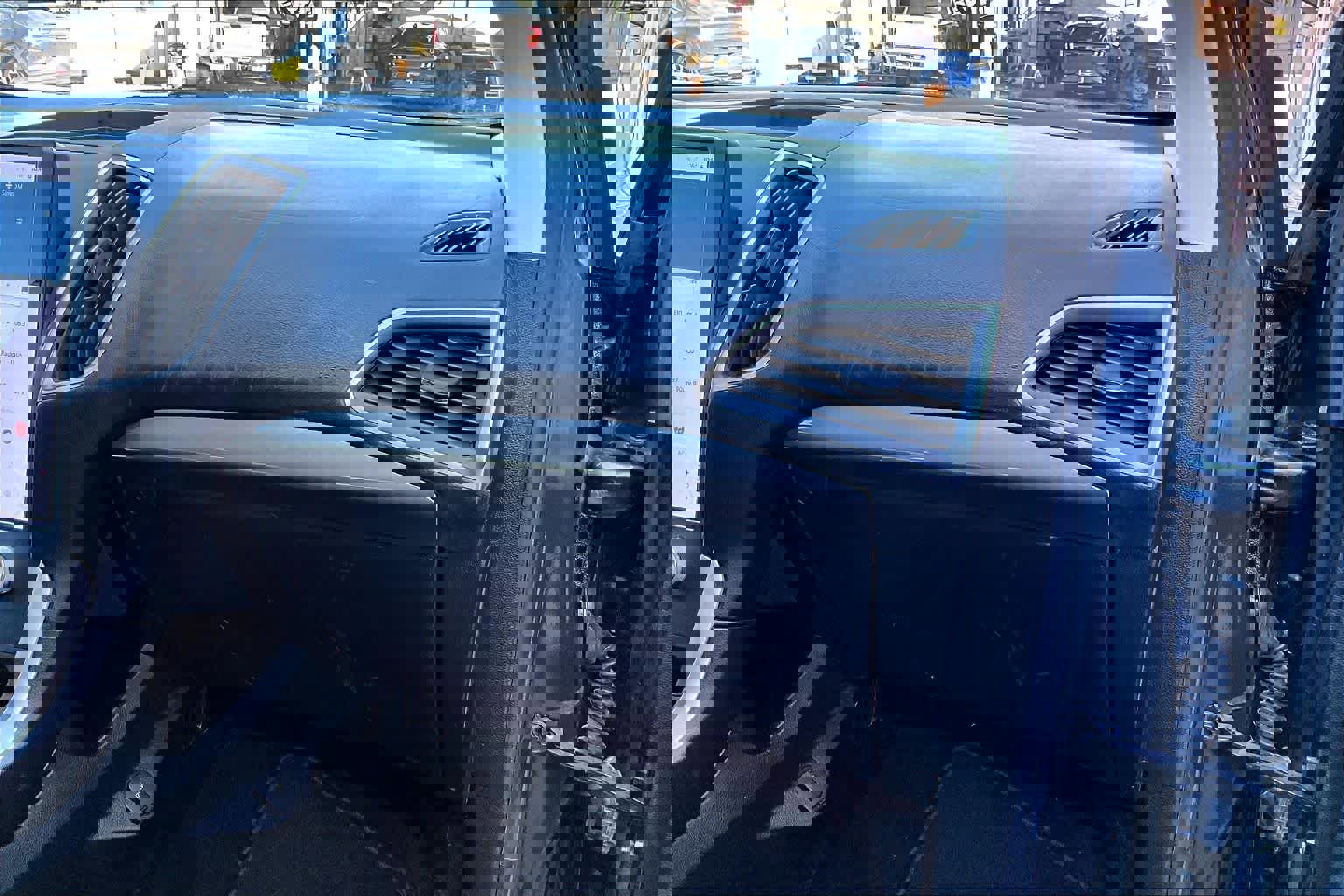 Certified 2023 Ford Edge SE image 20