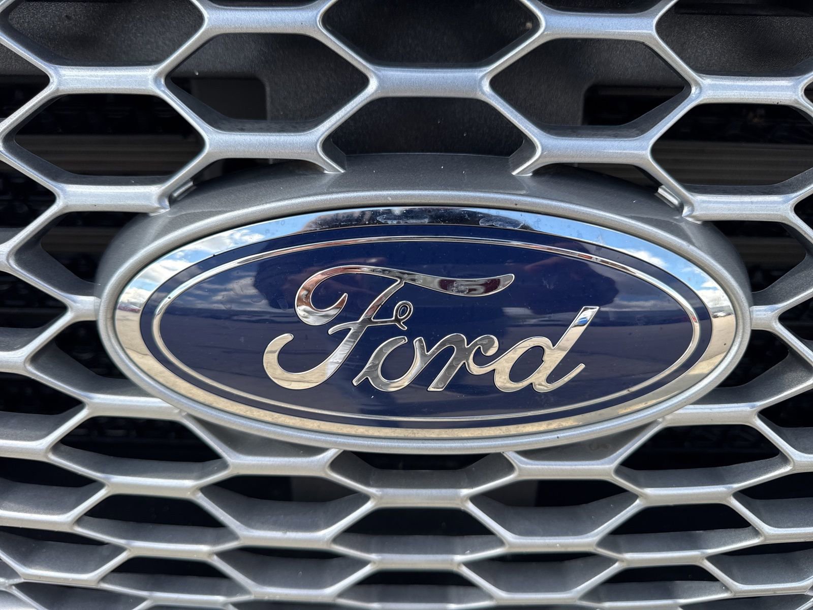 Certified 2024 Ford Edge SEL w/ Convenience Package AWD/4WD image 13
