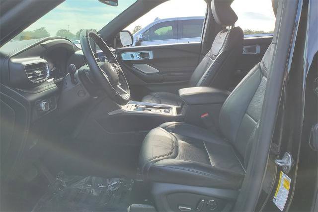 Certified 2020 Ford Explorer Platinum w/ Premium Technology Package image 9