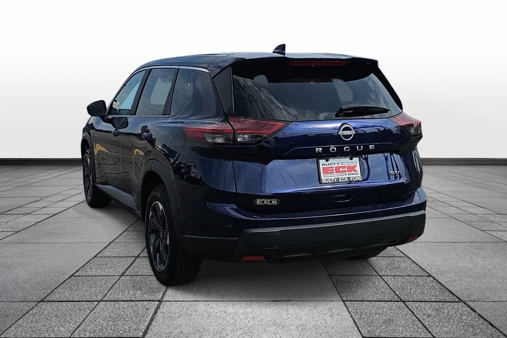 Used 2024 Nissan Rogue SV FWD image 7