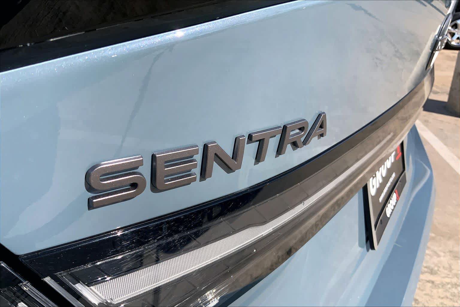 Used 2026 Nissan Sentra SR w/ SR All Weather Package FWD image 30