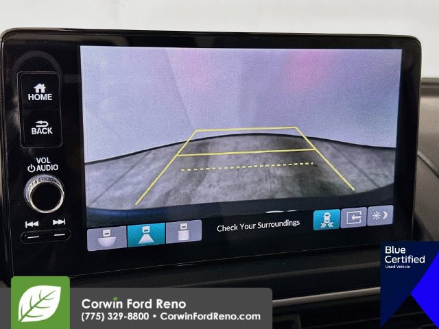 Used 2025 Honda Pilot Touring image 17