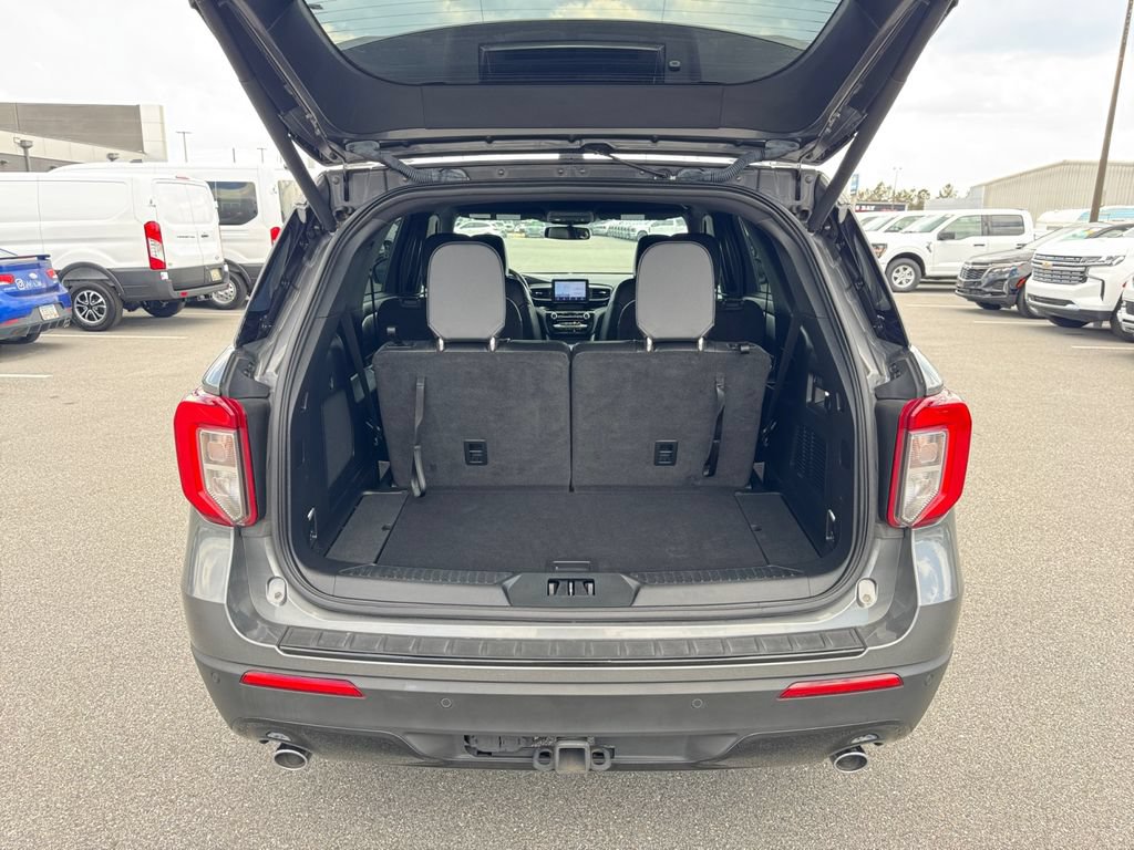 Certified 2023 Ford Explorer ST-Line w/ Class IV Trailer Tow Package RWD image 18