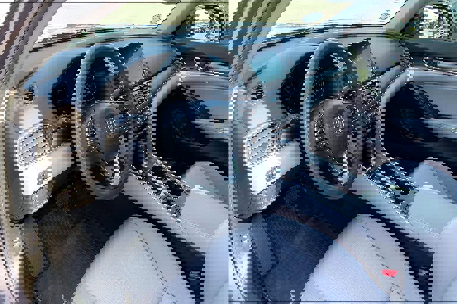 Used 2020 Honda Accord LX image 16