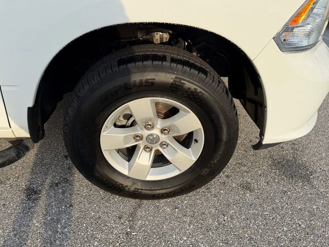Used 2020 RAM 1500 Express RWD image 14