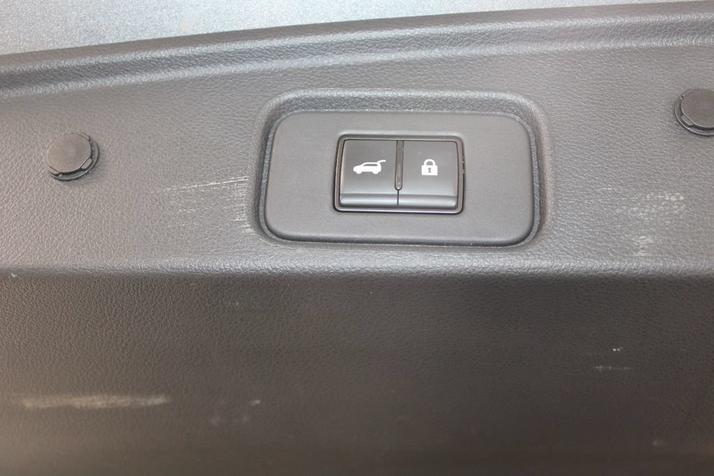 Used 2023 Nissan Pathfinder Platinum AWD/4WD image 32