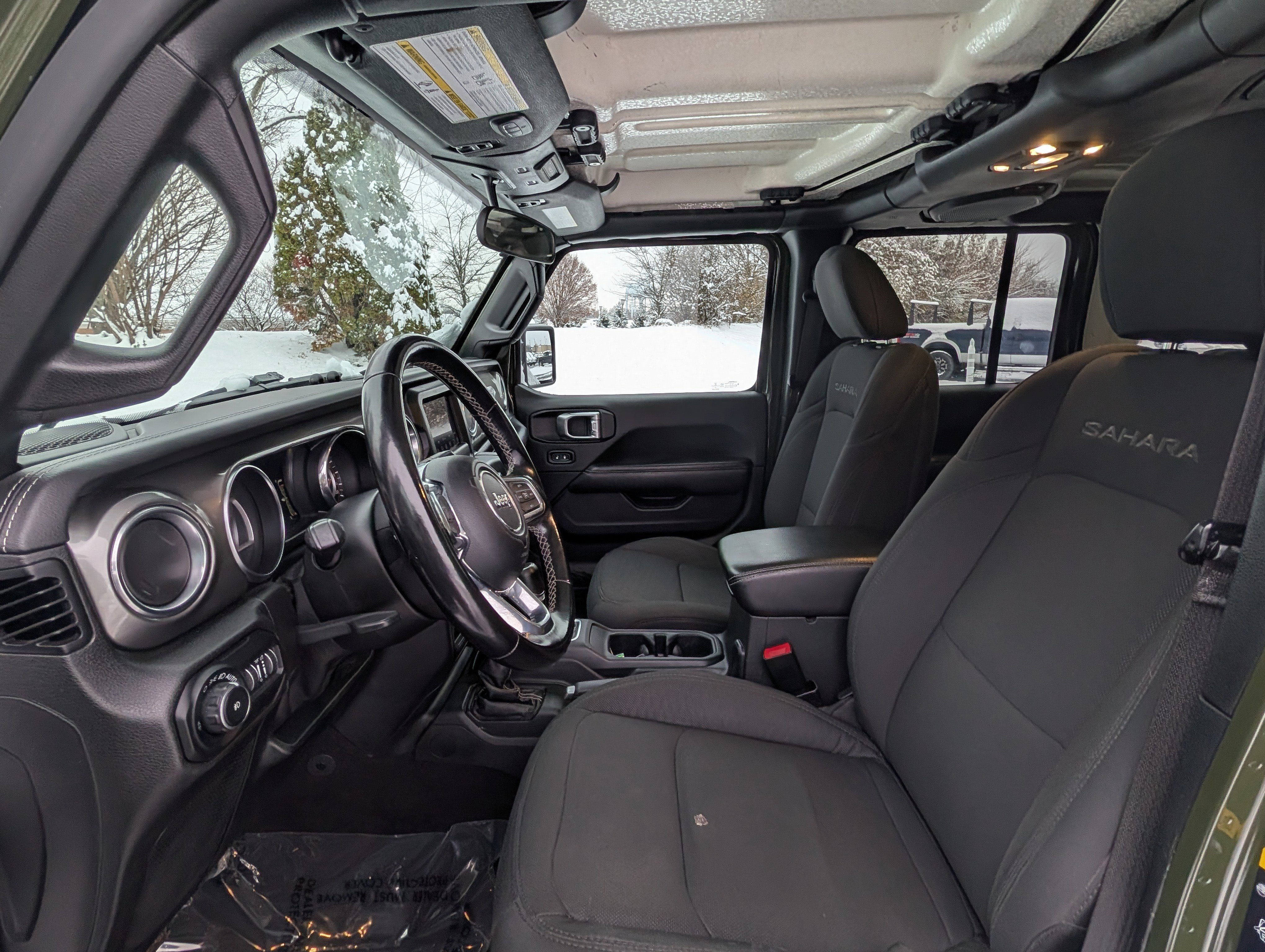 Used 2021 Jeep Wrangler Unlimited Sahara image 11