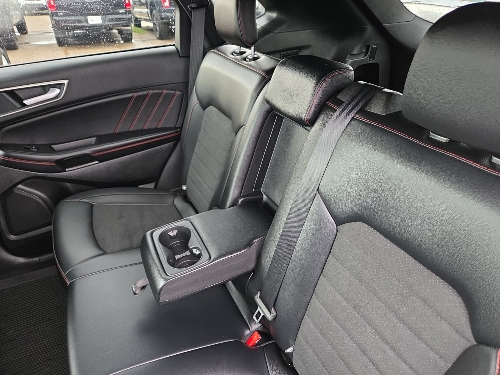 Certified 2024 Ford Edge ST-Line AWD/4WD image 46
