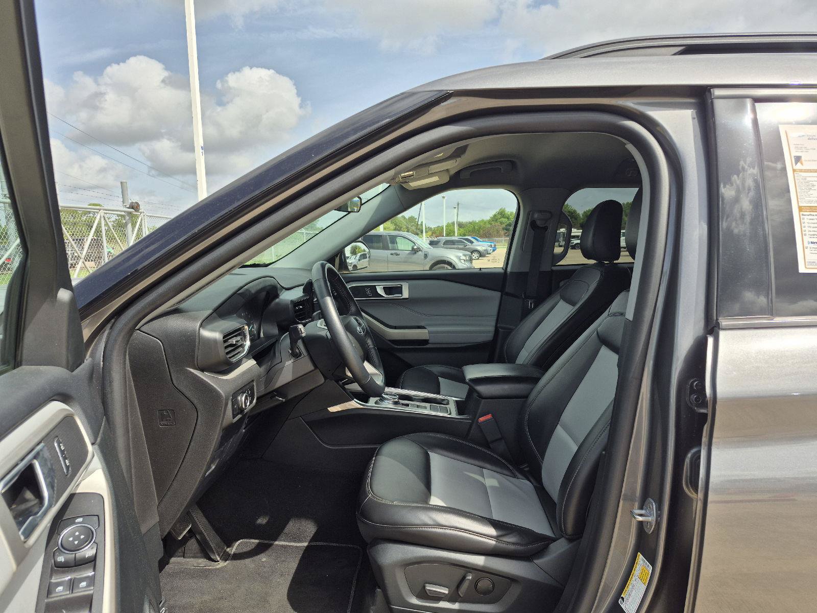 Certified 2023 Ford Explorer XLT w/ Equipment Group 202A RWD image 2