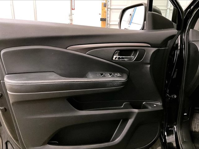 Used 2019 Honda Ridgeline RTL image 22