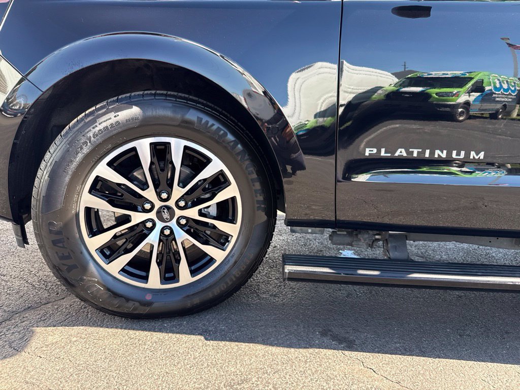 Certified 2025 Ford Expedition Platinum AWD/4WD image 66