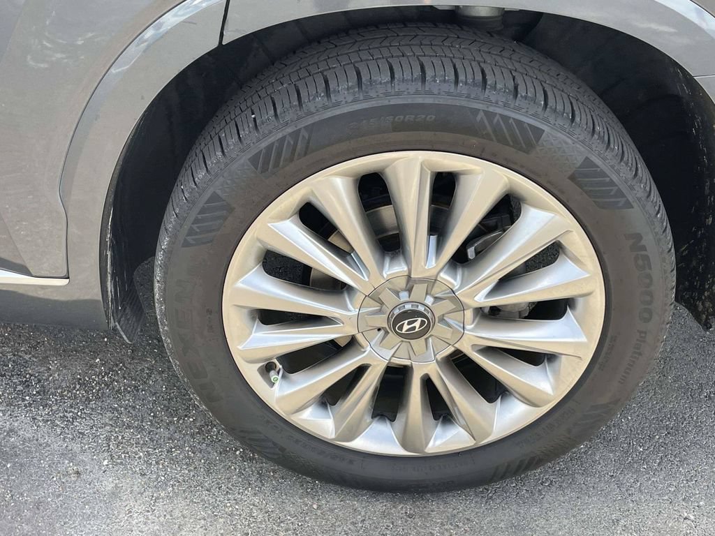 Used 2020 Hyundai Palisade Limited FWD image 9