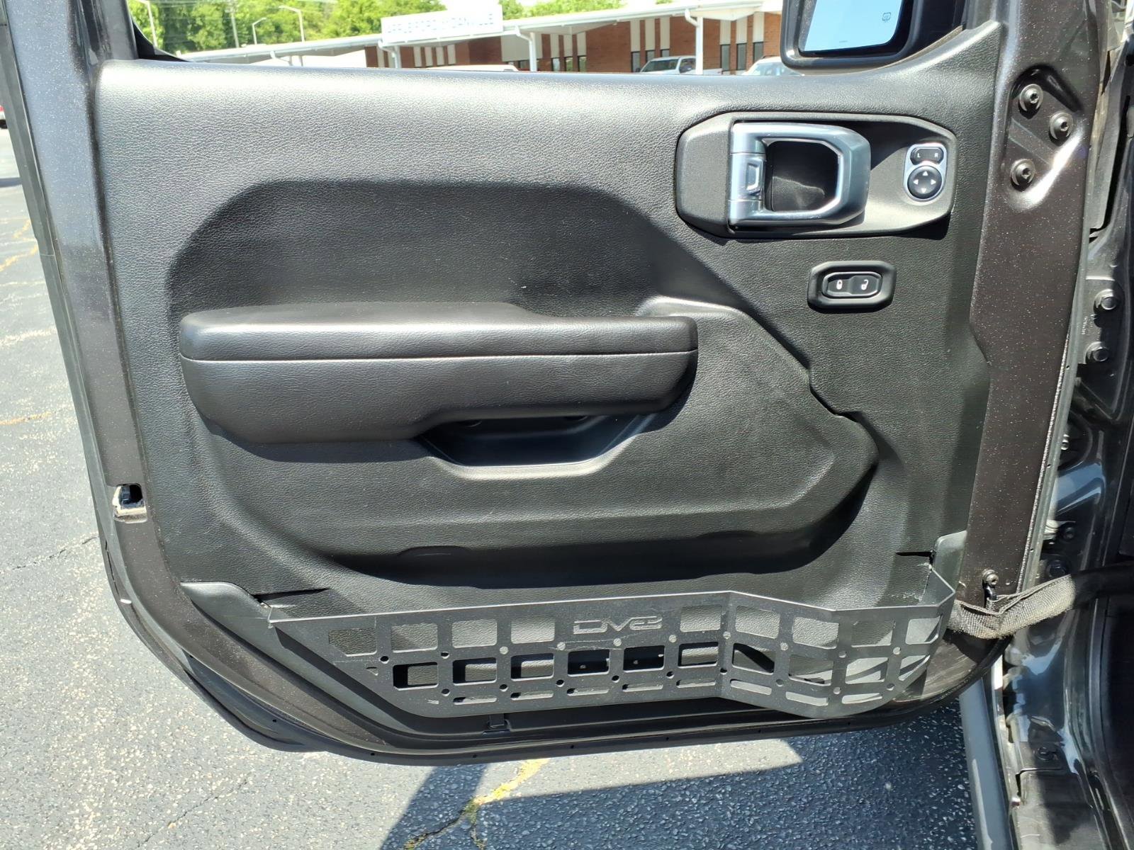 Used 2021 Jeep Gladiator Sport AWD/4WD image 15