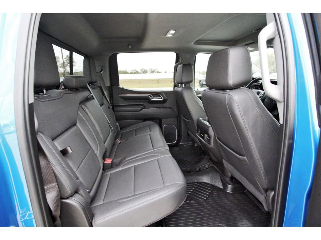 Used 2024 Chevrolet Silverado 1500 LT Trail Boss w/ LT Trail Boss Premium Package image 10