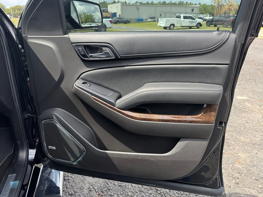 Used 2017 Chevrolet Tahoe LT w/ LT Signature Package image 19