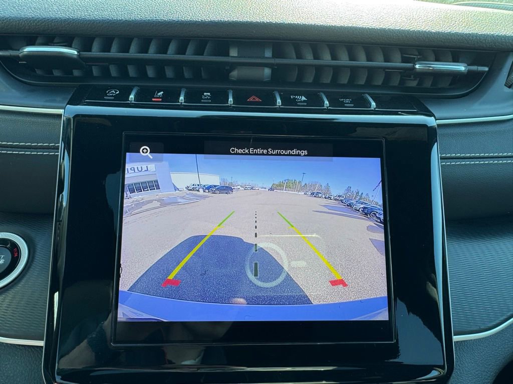 Used 2024 Jeep Grand Cherokee L Altitude image 18