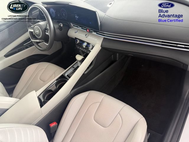 Used 2025 Hyundai Elantra Limited FWD image 21