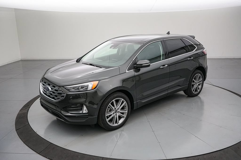 Certified 2024 Ford Edge Titanium w/ Equipment Group 301A AWD/4WD image 8