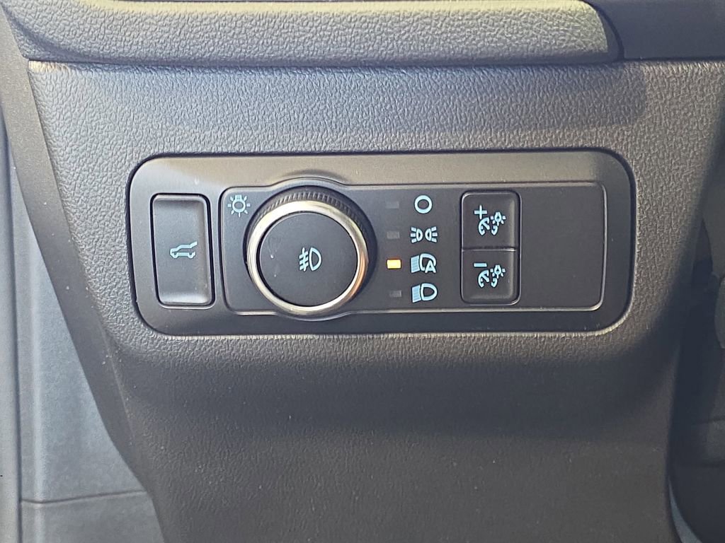 Certified 2023 Ford Escape ST-Line Elite AWD/4WD image 24