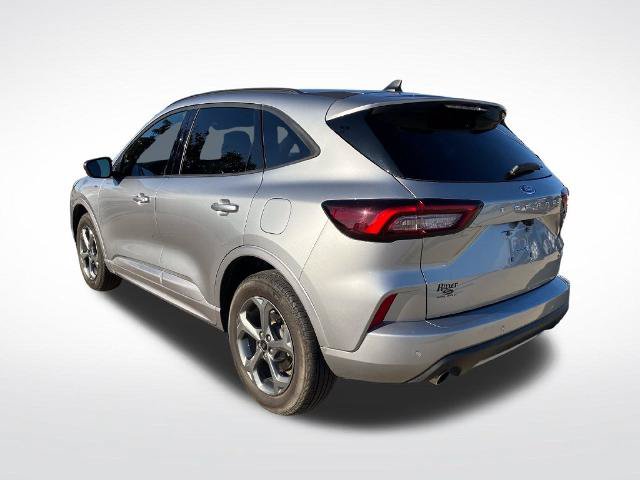 Certified 2024 Ford Escape ST-Line w/ Tech Pack #1 AWD/4WD image 3