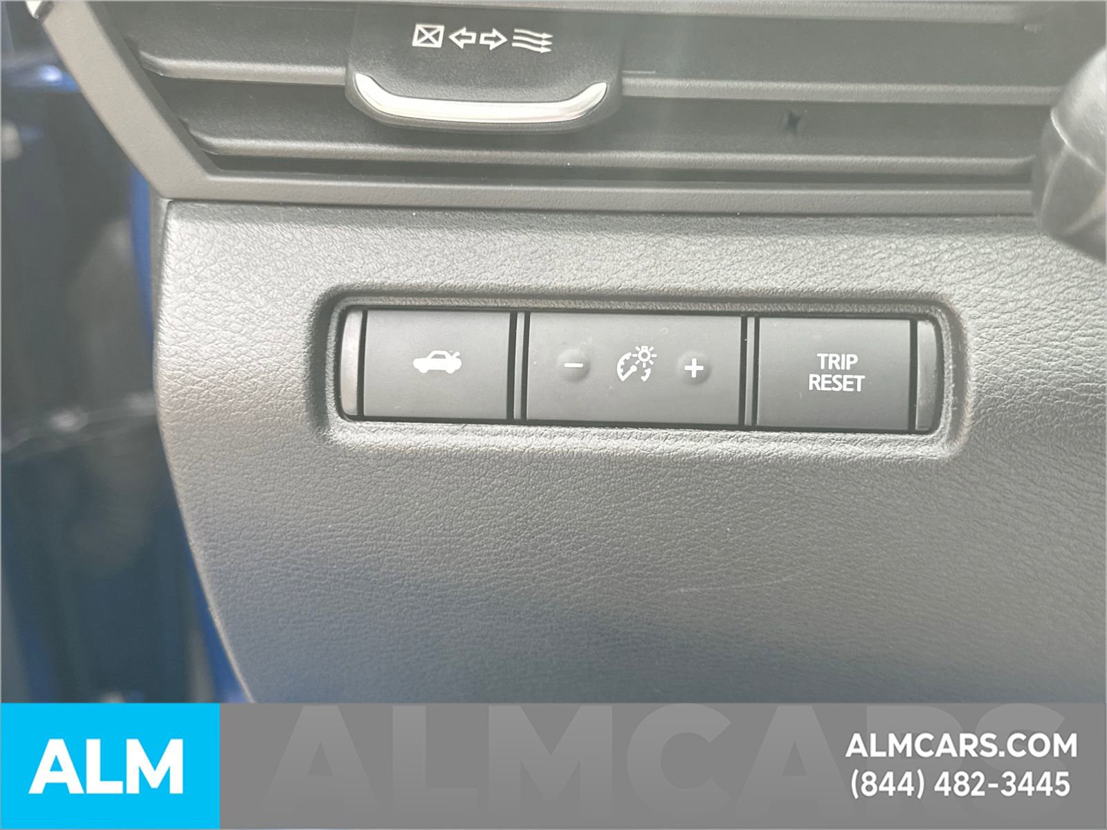 Used 2025 Nissan Altima 2.5 SR FWD image 35