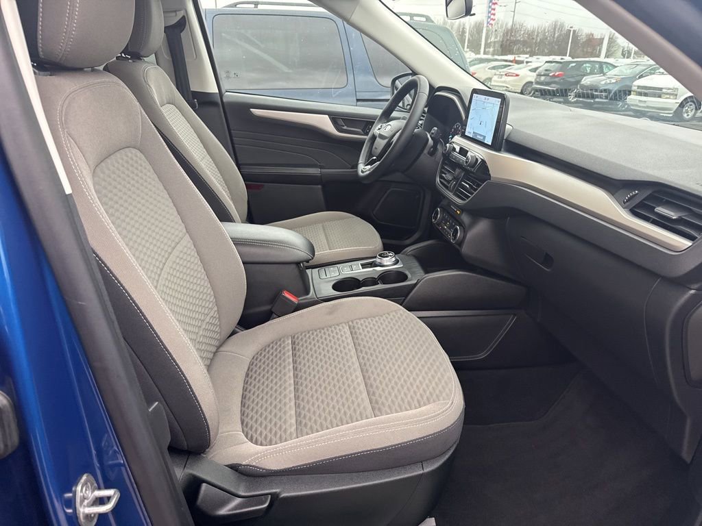 Certified 2022 Ford Escape SE w/ Convenience Package image 44
