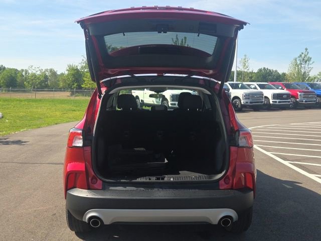 Certified 2022 Ford Escape SE w/ Convenience Package FWD image 10