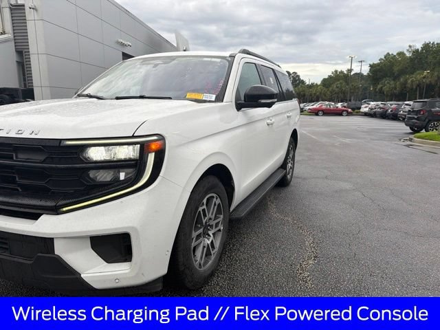 Certified 2025 Ford Expedition Active AWD/4WD image 13