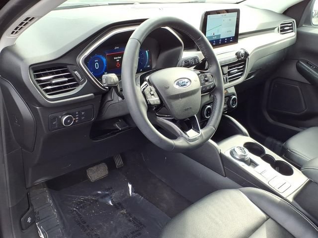 Certified 2022 Ford Escape SEL w/ Technology Package AWD/4WD image 17
