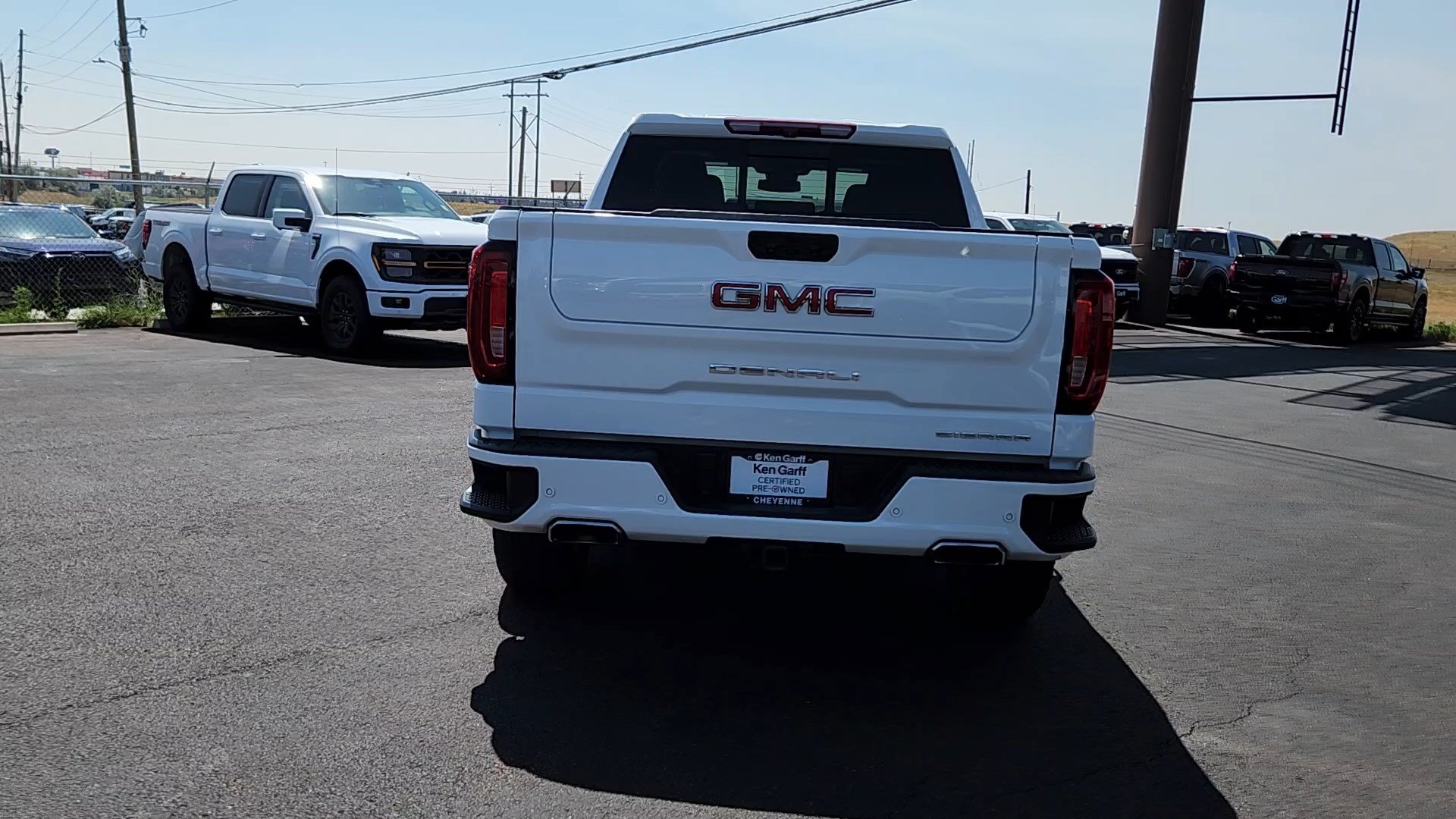 Used 2023 GMC Sierra 1500 Denali AWD/4WD image 3