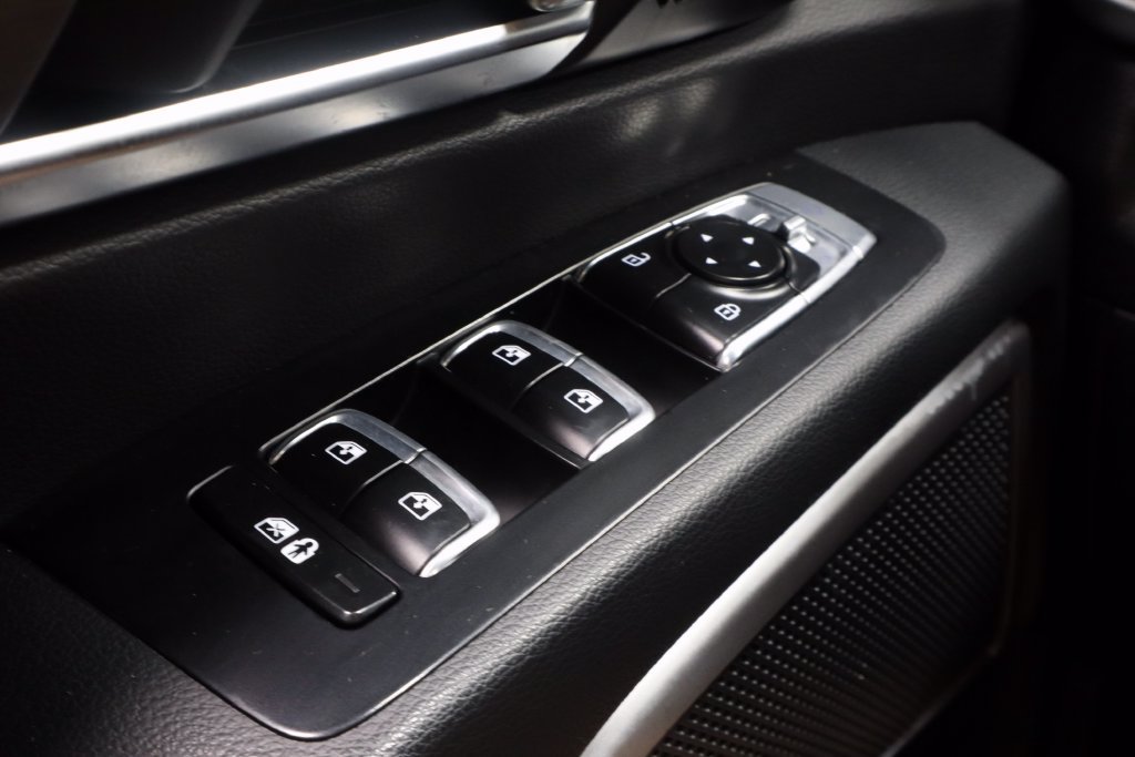 Used 2025 Kia Telluride EX X-Line AWD/4WD image 28