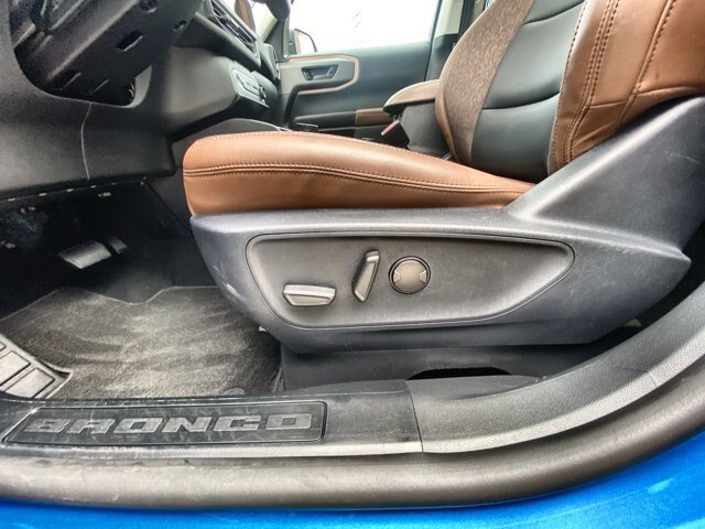 Certified 2025 Ford Bronco Sport Outer Banks w/ Outer Banks Tech Package+ AWD/4WD image 13