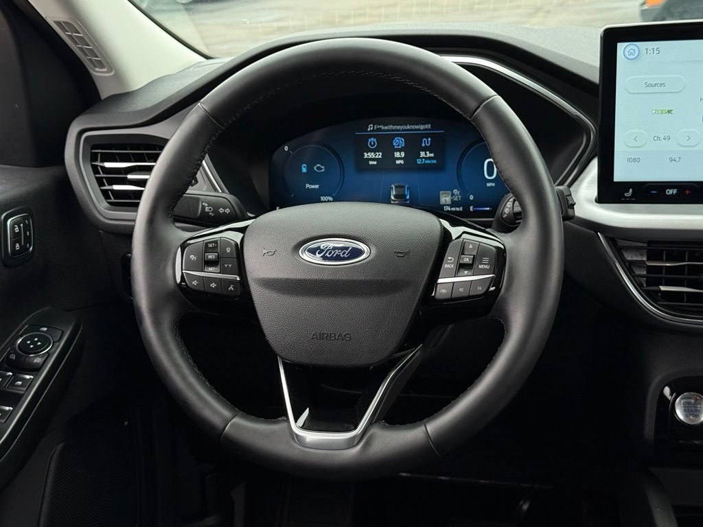 Certified 2025 Ford Escape Platinum AWD/4WD image 7