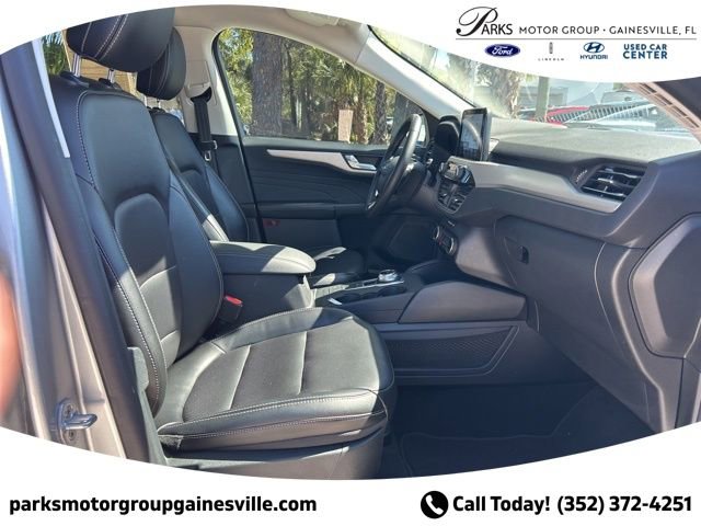 Certified 2022 Ford Escape SEL w/ Technology Package image 17