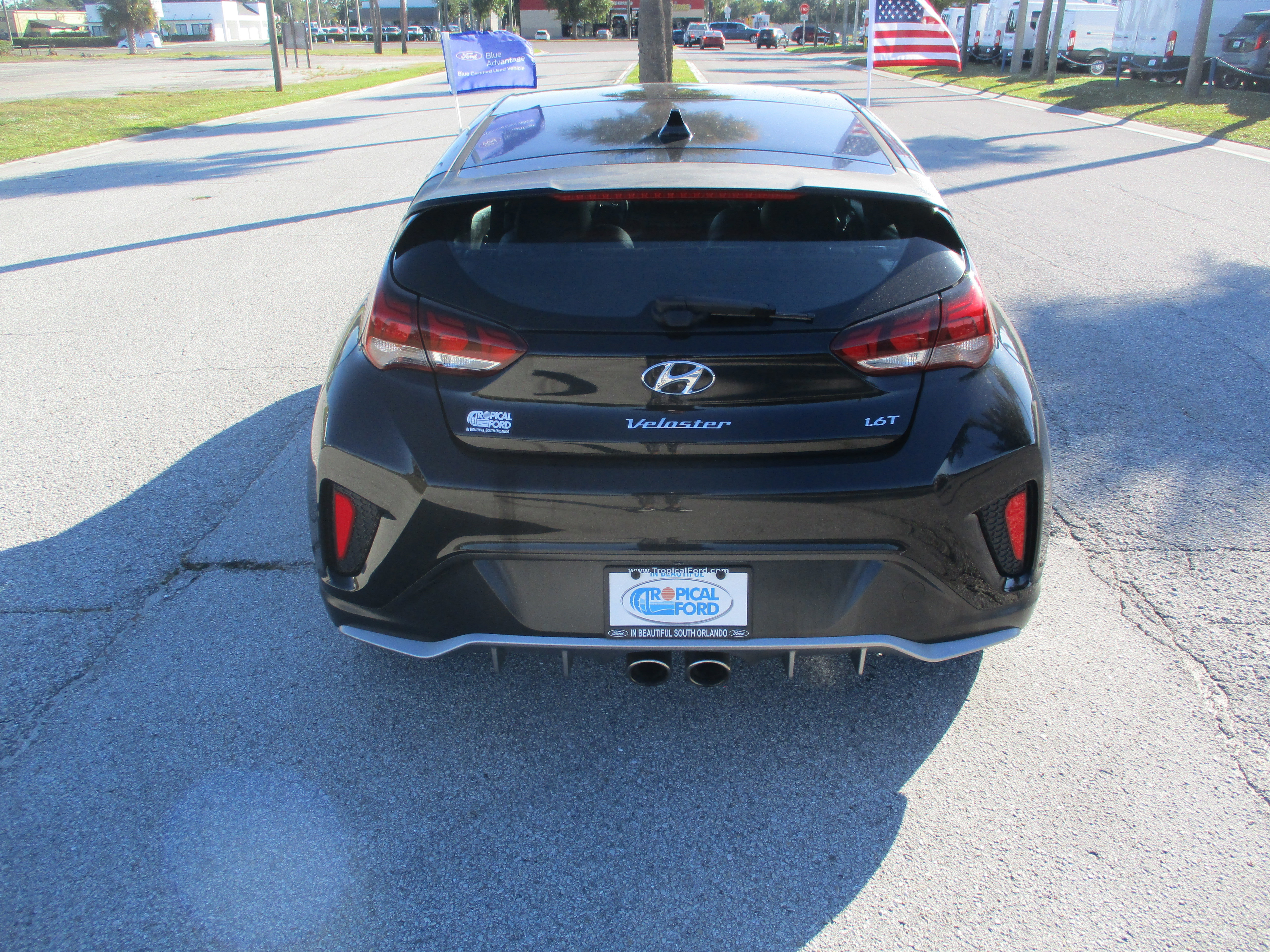 Used 2019 Hyundai Veloster Turbo image 3