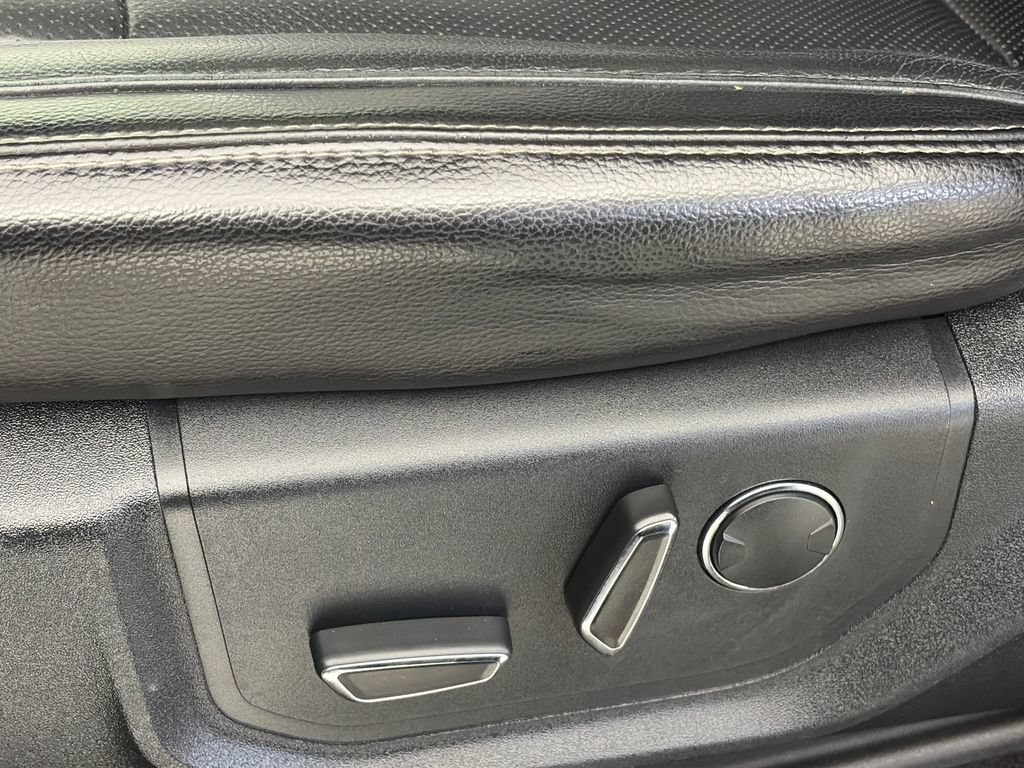 Certified 2017 Ford F150 Lariat AWD/4WD image 27