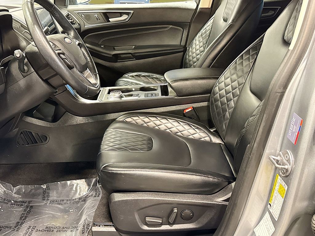 Certified 2024 Ford Edge Titanium image 16
