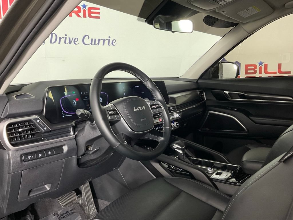 Used 2024 Kia Telluride S w/ S Sunroof Package FWD image 13